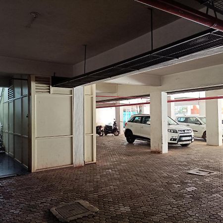Hotel Green Park Suites Manipal Esterno foto