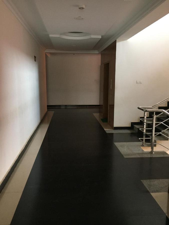 Hotel Green Park Suites Manipal Esterno foto